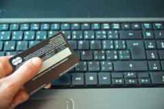 欠招行的信用卡怎么协商还款，协商还款方案有哪些？