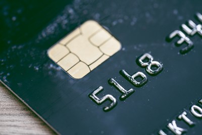 信用卡当前有逾期 中介说还能给办信用卡 可信吗,独家整理精彩绝伦！